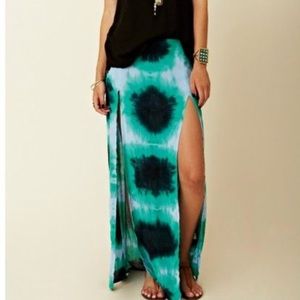 Blu Moon Double Slit Tye Dye Skirt Small